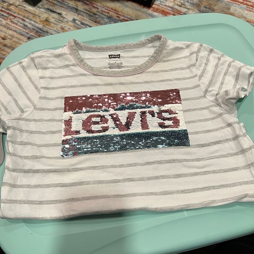 Girls Levi’s/Love sequined t-shirt 